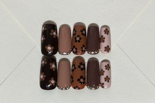 Brown Retro Flowers